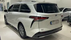 2023 Toyota Sienna 2.5 Hybrid AWD — фото 2