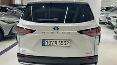 2023 Toyota Sienna 2.5 Hybrid AWD — фото 4