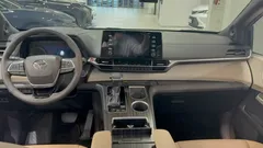 2023 Toyota Sienna 2.5 Hybrid AWD — фото 14