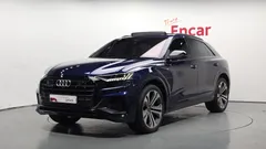 2023 Audi Q8 55 TFSI Quattro Premium, синий — фото 1