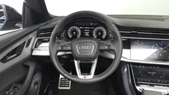 2023 Audi Q8 55 TFSI Quattro Premium, синий — фото 12