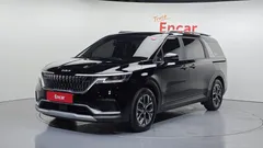 2023 Kia Carnival Diesel 9-Seater Prestige — фото 1