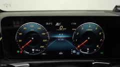 2023 Mercedes-Benz GLB-Class GLB250 4MATIC — фото 8