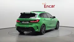 2022 BMW 1-Series M135i xDrive Prism — фото 2