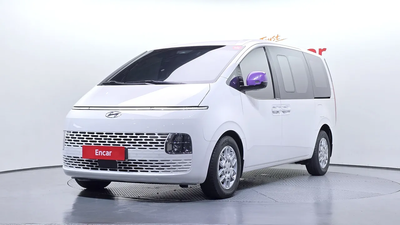 2022 Hyundai Staria Cargo 5-Seater
