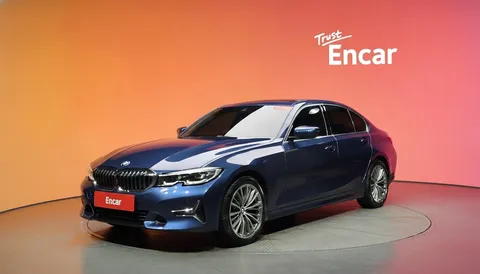 2021 BMW 3-Series 320i Luxury