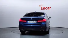 2021 BMW 5-Series 530i M Sport Package, синий — фото 4
