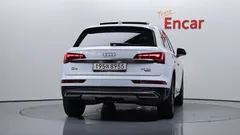 2022 Audi Q5 40 TDI Quattro — фото 4
