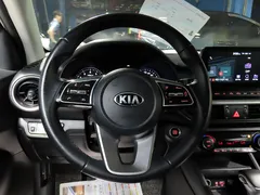 2021 Kia K3 Standard LED Pack, белый — фото 19