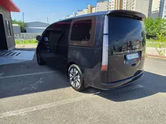 2023 Hyundai Staria 4WD Lounge 9-Seater — фото 6