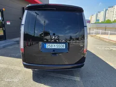 2023 Hyundai Staria 4WD Lounge 9-Seater — фото 9