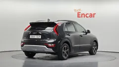 2022 Kia Niro Prestige — фото 2