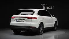 2022 Porsche Cayenne 3.0 — фото 2