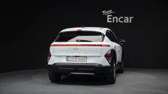 2023 Hyundai Kona Modern, белый — фото 4