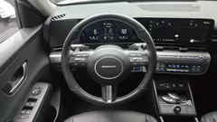 2023 Hyundai Kona Modern, белый — фото 13