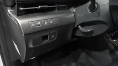 2023 Hyundai Kona Modern, белый — фото 15