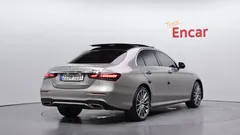 2022 Mercedes-Benz E-Class E350 4MATIC AMG Line — фото 2