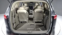 2023 Kia Carnival Diesel 9-Seater Prestige — фото 19