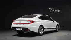 2023 Hyundai Sonata 2.0 — фото 2