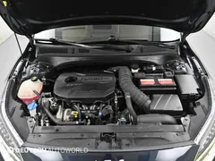 2022 Kia K3 1.6 Turbo GT 5Door — фото 6
