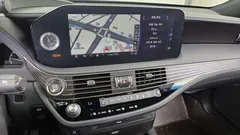 2021 Lexus LS 3.5 Luxury AWD, 연금색 — фото 17