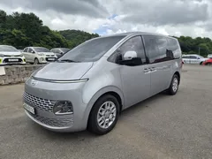 2023 Hyundai Staria Cargo 5-Seater — фото 2