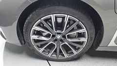 2021 BMW 7-Series 745Le iPerformance M Sport, серый — фото 5