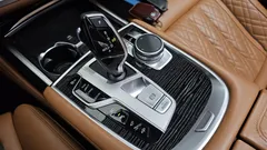 2021 BMW 7-Series 745Le iPerformance M Sport, серый — фото 9
