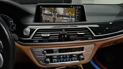 2021 BMW 7-Series 745Le iPerformance M Sport, серый — фото 13