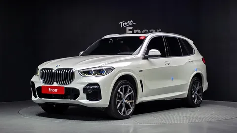 2022 BMW X5 xDrive 45e M Sport