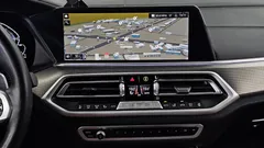 2022 BMW X5 xDrive 45e M Sport, белый — фото 18
