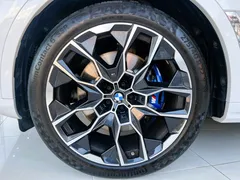 2023 BMW X7 xDrive 40i M Sport 6STR — фото 5