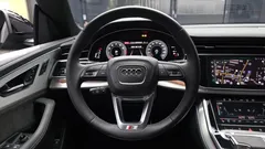 2022 Audi Q8 55 TFSI Quattro Premium — фото 17