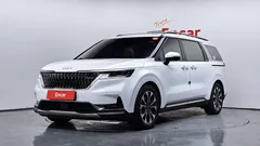 2023 Kia Carnival Diesel 9-Seater Noblesse — фото 1