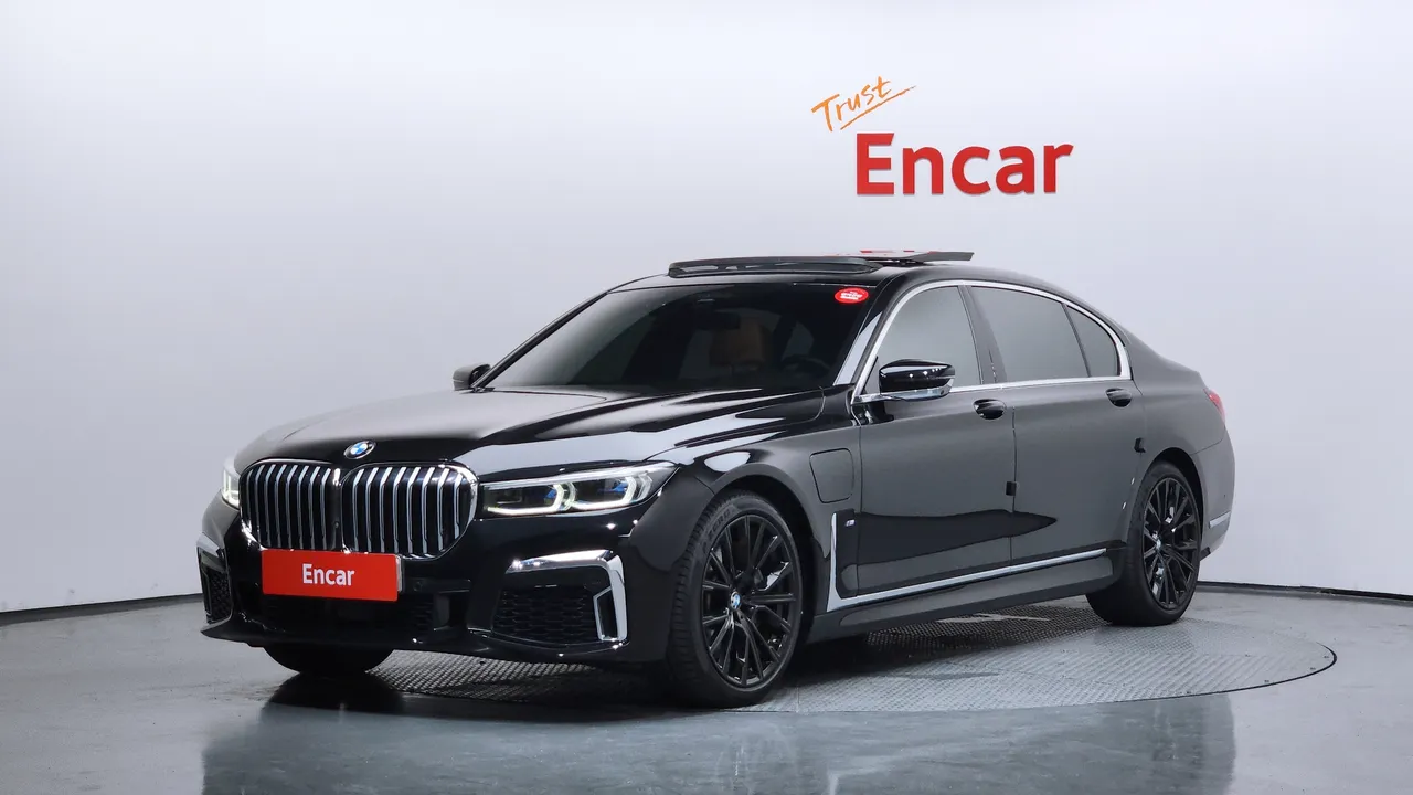 2021 BMW 7-Series 745Le iPerformance M Sport