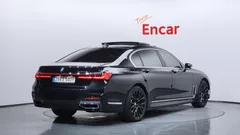 2021 BMW 7-Series 745Le iPerformance M Sport, чёрный — фото 2