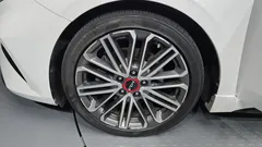 2022 Kia K3 1.6 Turbo GT 5Door, белый — фото 5