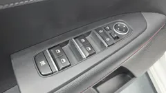 2022 Kia K3 1.6 Turbo GT 5Door, белый — фото 14