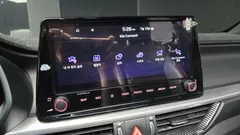 2022 Kia K3 1.6 Turbo GT 5Door, белый — фото 18