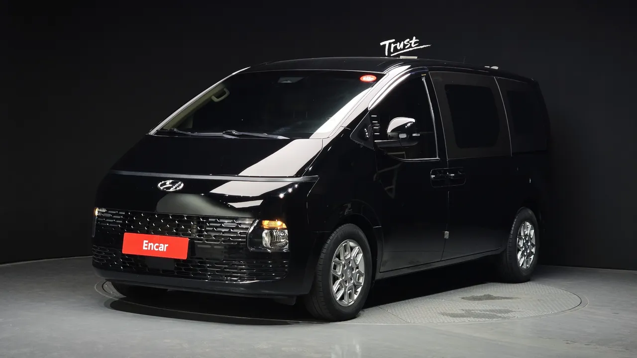 2022 Hyundai Staria Cargo 3-Seater