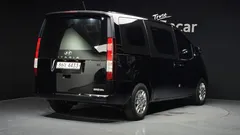 2022 Hyundai Staria Cargo 3-Seater, чёрный — фото 2