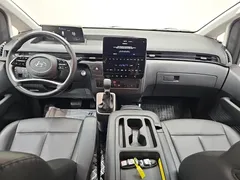 2022 Hyundai Staria L3.5 Kinder Safety Car — фото 14