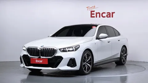 2024 BMW 5-Series 530i xDrive M Sport
