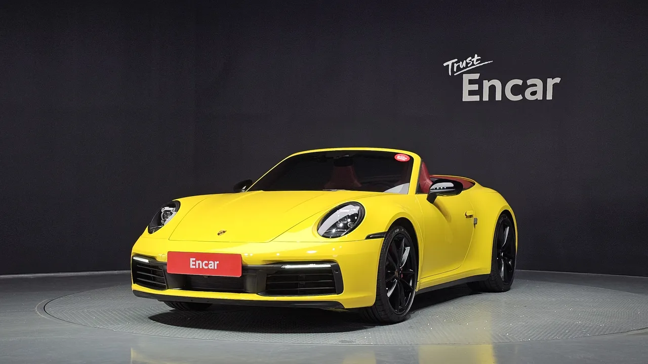 2021 Porsche 911 Carrera Cabriolet