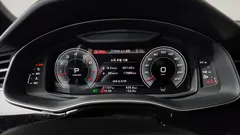 2023 Audi Q7 55 TFSI Quattro Premium, чёрный — фото 8