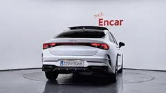 2023 Kia K5 2.0, белый — фото 4