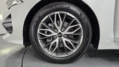 2023 Kia K5 2.0, белый — фото 5