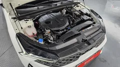 2023 Kia K5 2.0, белый — фото 6