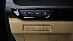 2023 Kia Carnival Gasoline 7-Seater Signature — фото 13