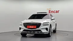 2022 Genesis GV70 2.5T Gasoline 2WD, белый — фото 3